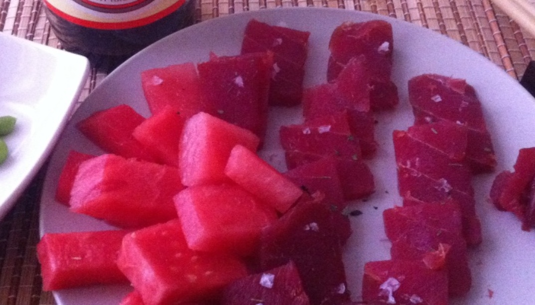 Sashimi de atún rojo - A Tavola Con il Conte - Portada sashimi de atún rojo