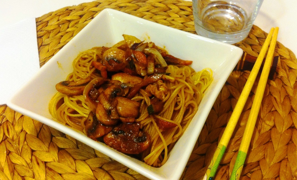 Wok de verduras y champiñones - A Tavola con il Conte - Portada