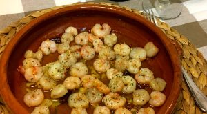Gambas al ajillo - A Tavola con il Conte