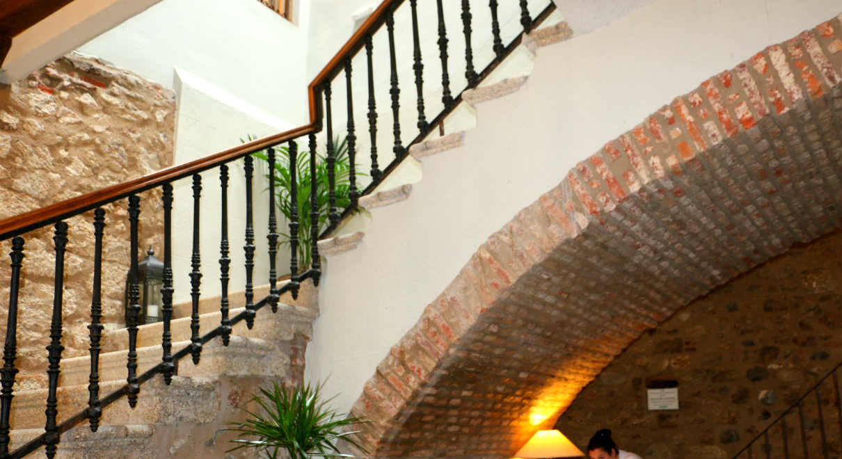 Hotel el Duende del Chafaril - A Tavola con il Conte