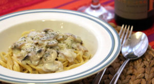 Spaghetti con salsa de Champiñones final - A Tavola con il Conte