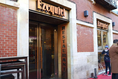 comer en Restaurante Ezequiel de León