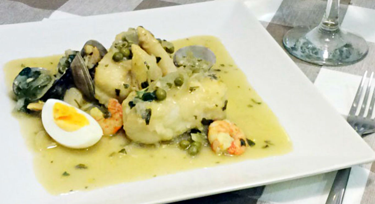 Merluza en Salsa Verde - A Tavola con il Conte