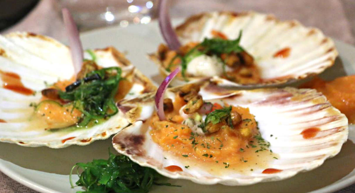 Zamburiñas acevichadas - A Tavola con il Conte