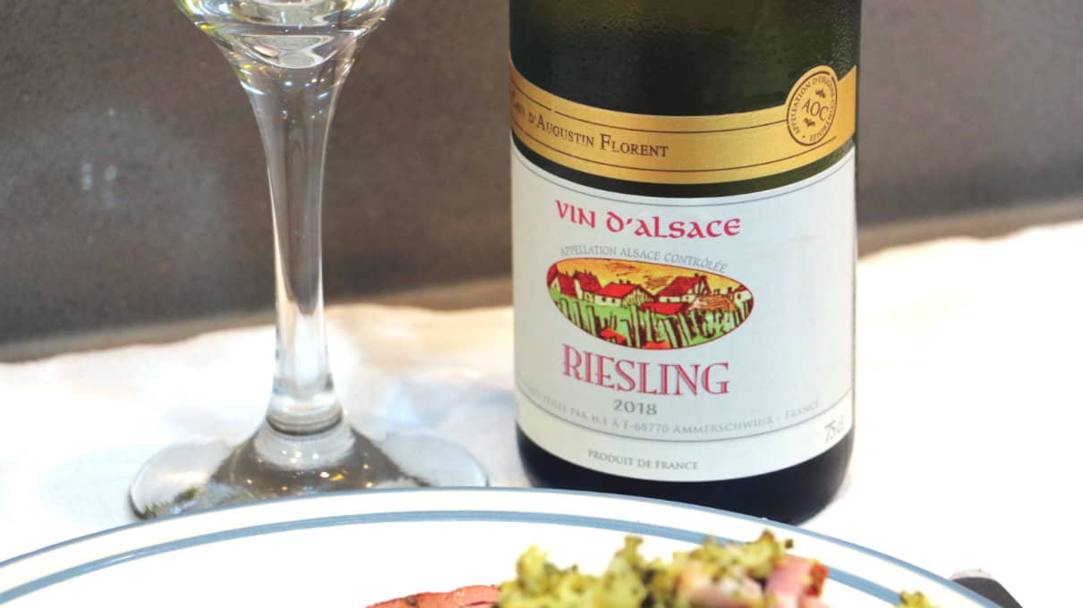 Cata del Riesling La Cave D’Agustin Flotent Blanco - La mesa del Conde