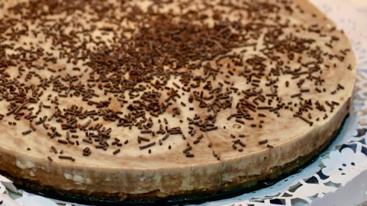 Tarta de Chocolate sin horno - La mesa del Conde