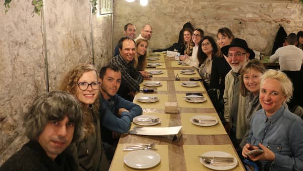 Componentes del encuentro Castilla y León Travel Bloggers en Burgos - Imagen de Destino Castilla y León