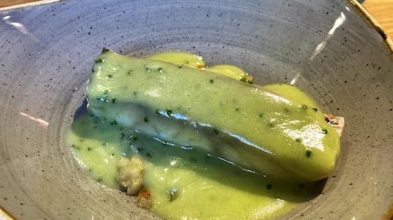 Corvina al pilpil de salsa verde - La mesa del Conde