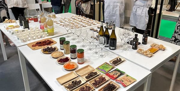 Degustación de productos ecológicos de la Rioja en Madrid - La mesa del Conde