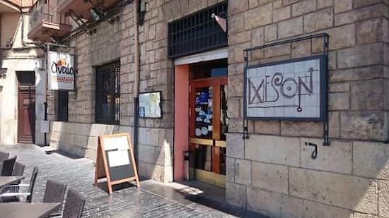 Fachada del Mesón del Óvalo de Teruel - La mes del Conde