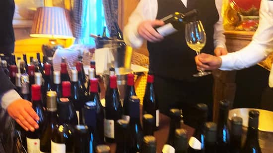 Vinos premiados que pudimos catar durante la celebración - La mesa del Conde