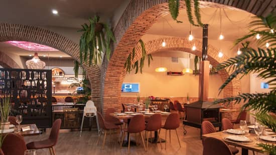 Salones de Alquitara Gastro Lounge - Imagen del restaurante