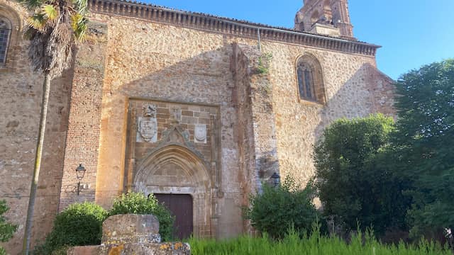 Iglesia de Santiago de Llerena - Destino y Sabor