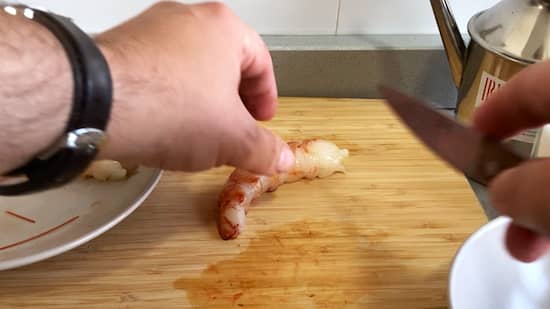 Se cortan las colas de los gambones - La mesa del Conde