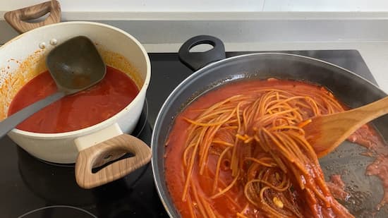 Según empiezan a ablandarse, se van mezclando - La mesa del Conde