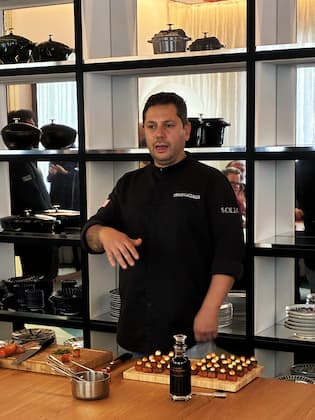 Diego Gallegos durante el Showcooking - La mesa del Conde
